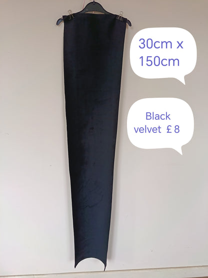 Black velvet rolls 